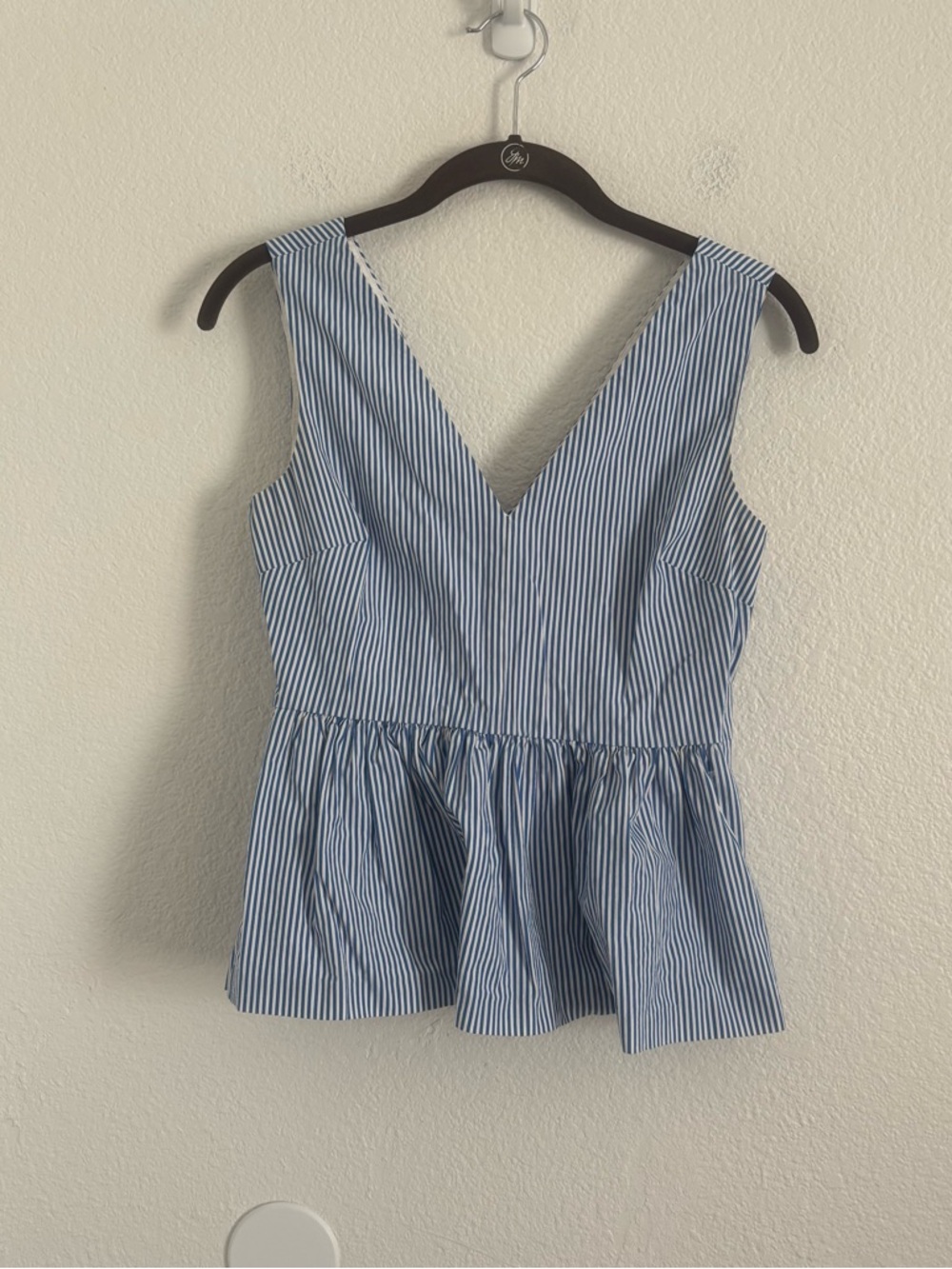 J. Crew Women's Size 0 Blue/White Striped Sleeveless Peplum Top